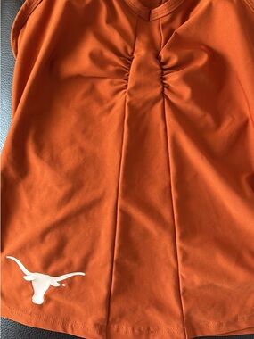 Texas Longhorns ladies Top
with Longhorn Logo
